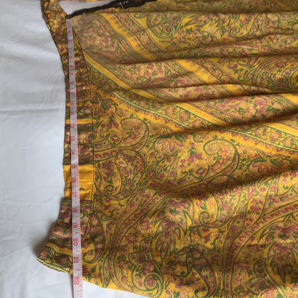 Jedzebel Silk Sari Magic Skirt Wrap - Picture 9 of 16